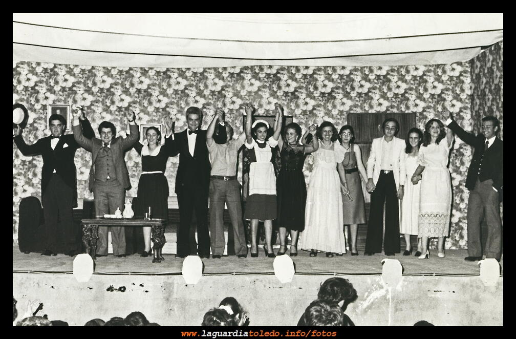 Reperesnatación teatral en La Guardia año 19?