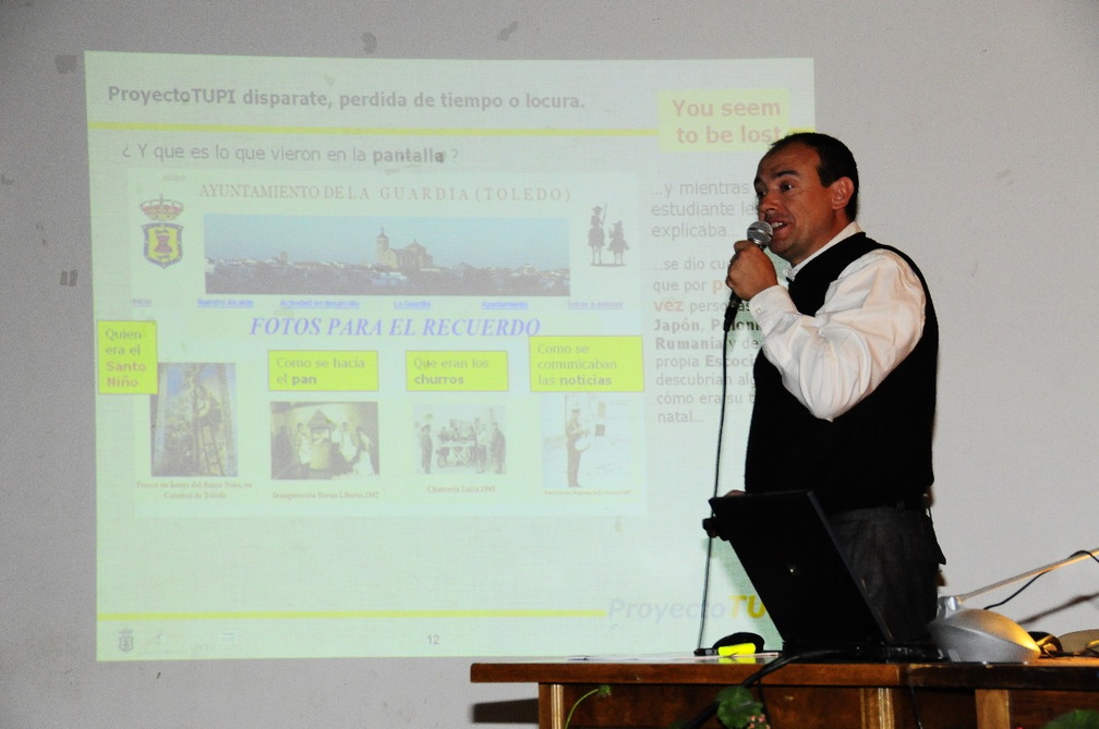 17 de Mayo de 2008. Presentación de Proyecto Tupi en el Centro Social de La Guardia