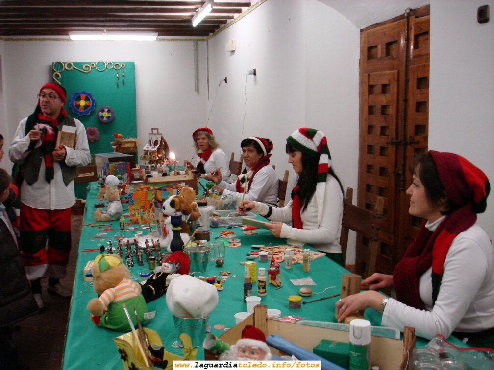 Navidad 2007. En el taller de confección de juguetes de Papá Noel en la Casa de los Jaenes