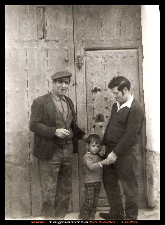 TRES GENERACIONES