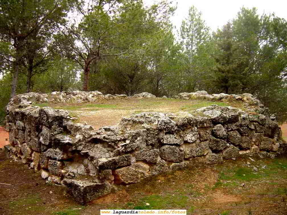 Ruinas en lo alto del Monte Calvario