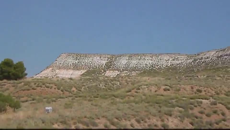 Vídeo panorámico del Castillo de Monreal (Castillo de la Vega) grabada con una cámara de fotos que graba vídeo en alta definición.